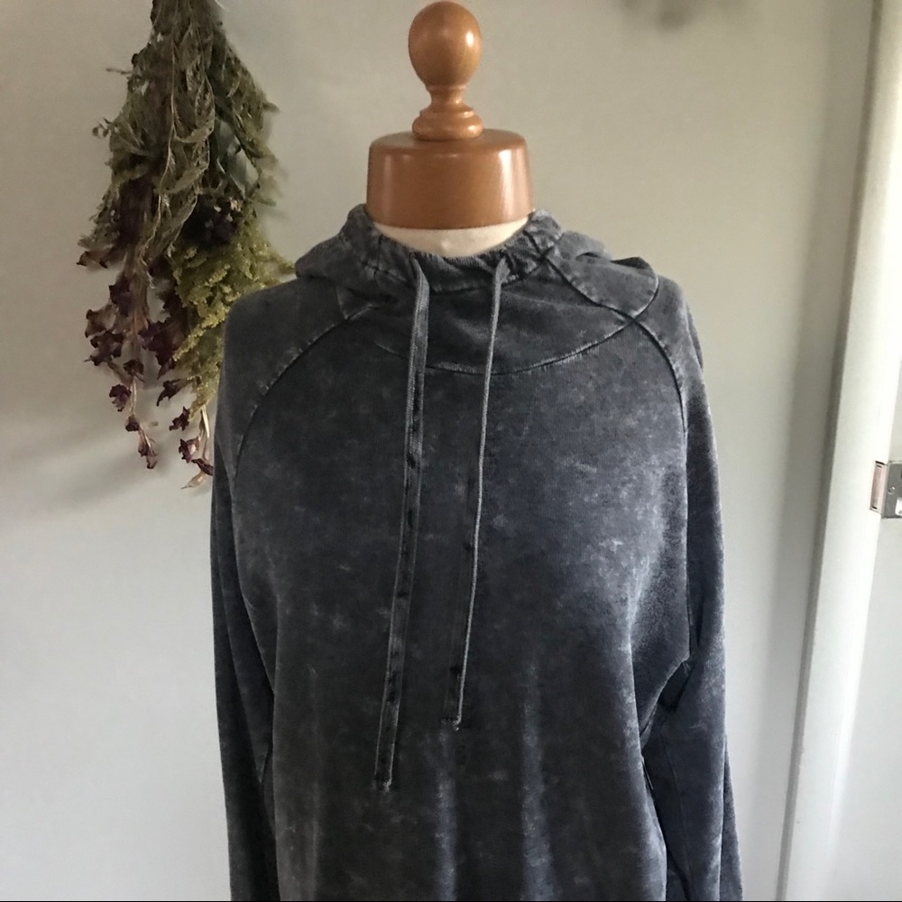 Acid washed athletic hoodie